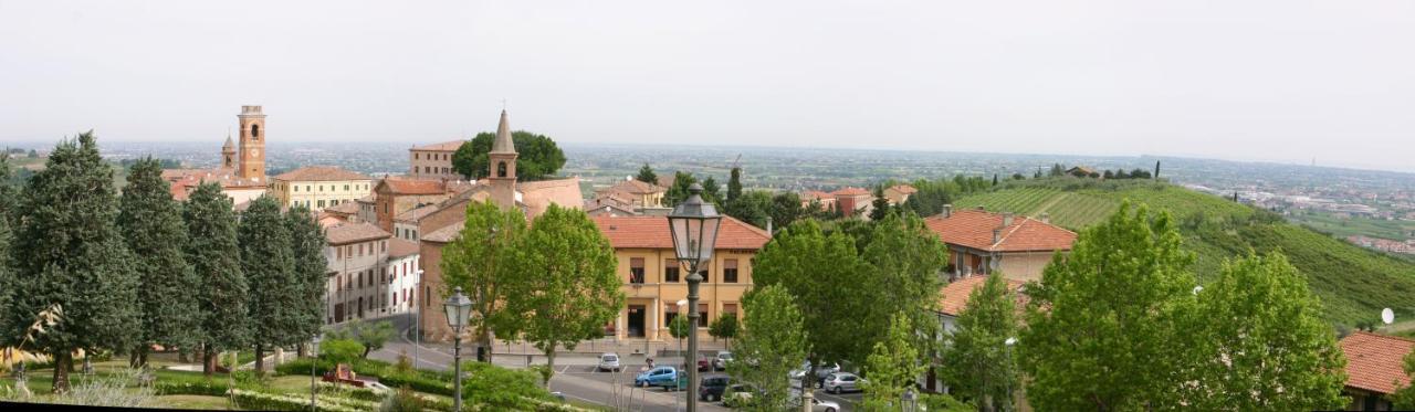 Ca Bianca Hotel Montiano  Buitenkant foto